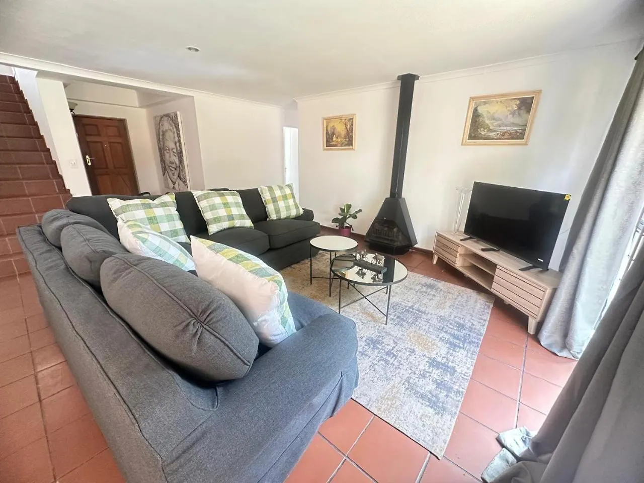 Mbcholidayhouse Cape Town
