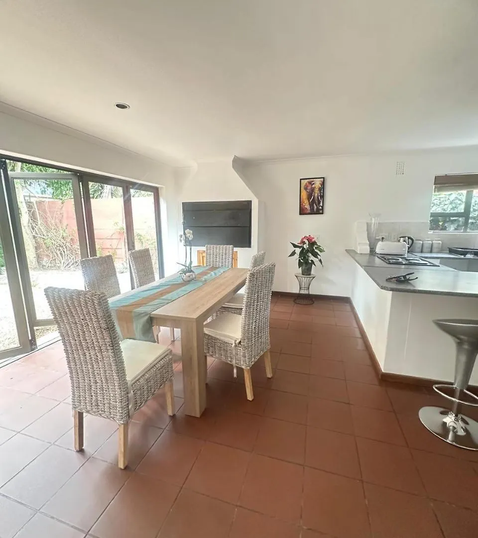 Mbcholidayhouse Cape Town Holiday home