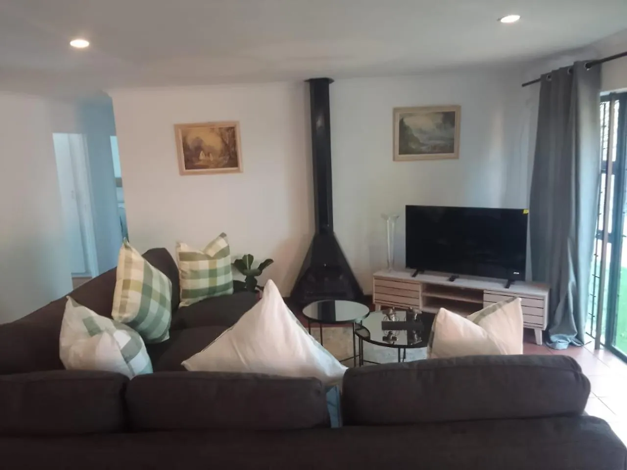 Mbcholidayhouse Cape Town